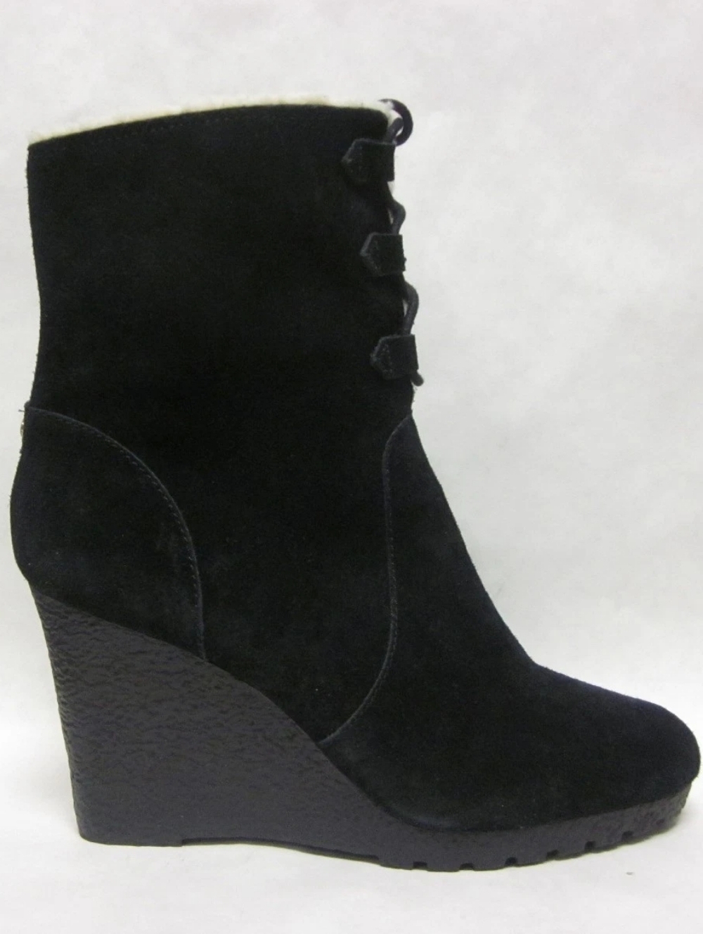 Michael Kors Rory Black Suede Wedge Ankle Boots with Faux Sherpa Lining Size 5.5